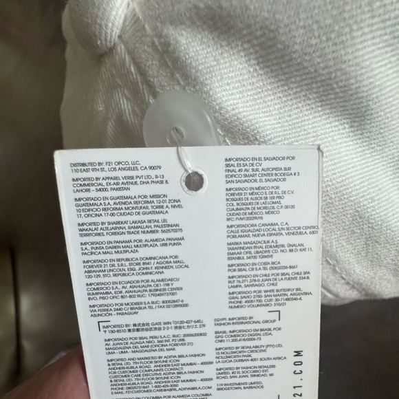 White Al Dente adjustable Cap w/ Embroidered Pasta Design & 4 black ink pen set🍝 - Picture 8 of 14